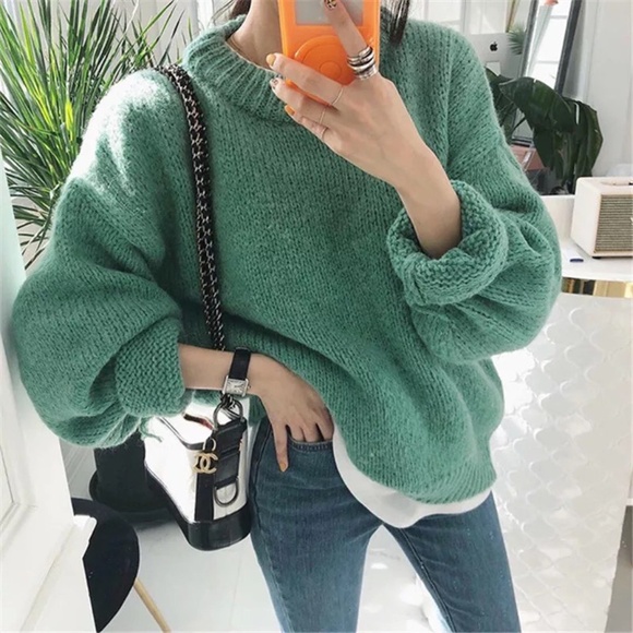 Sweaters - NWT oversized green sweater